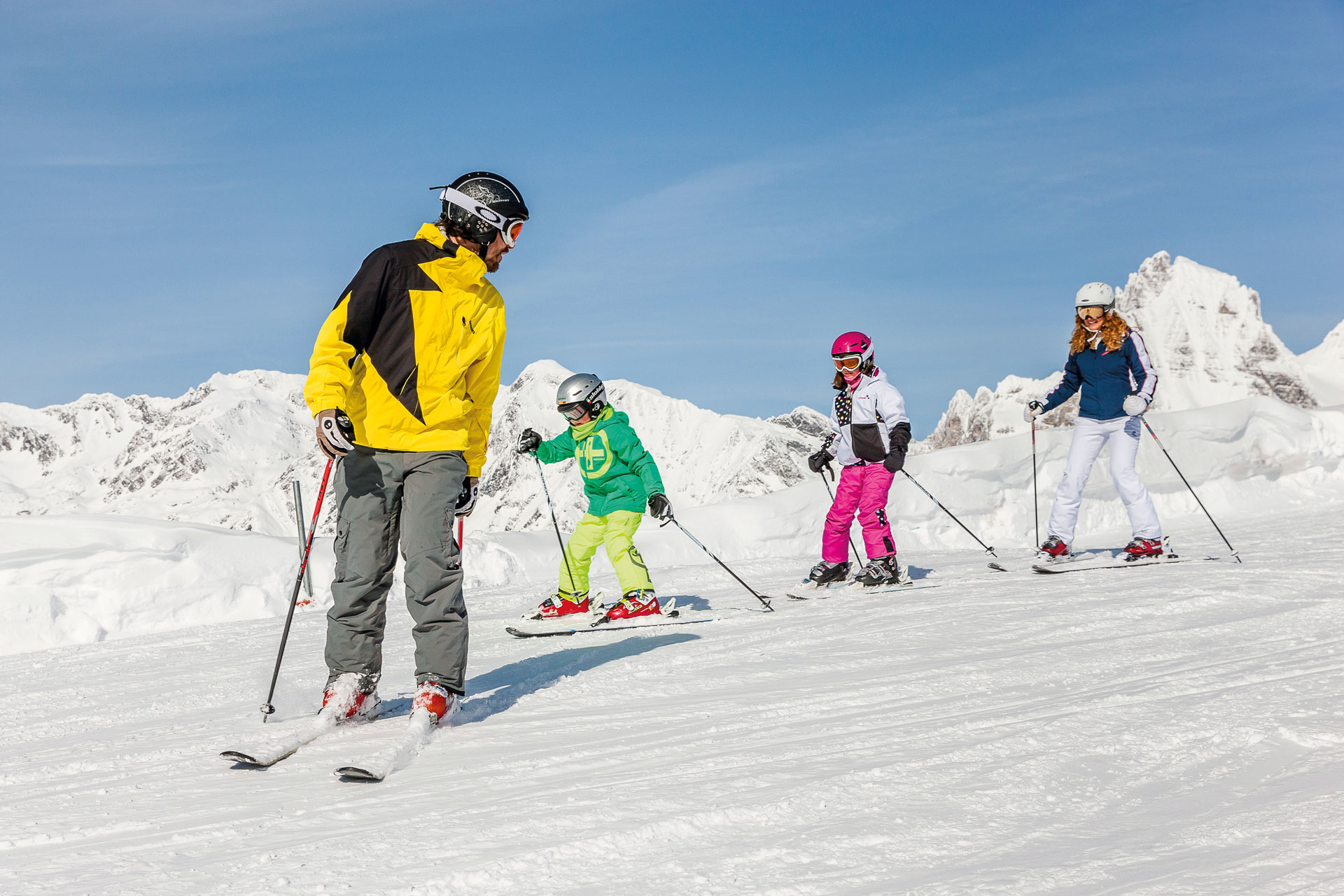 bimbi-in-pista-rivista-scimagazine-gennaio-2015-Ass.-Tur.-Vipiteno_Colle-Isarco-(Klaus-Peterlin_allesfoto.co