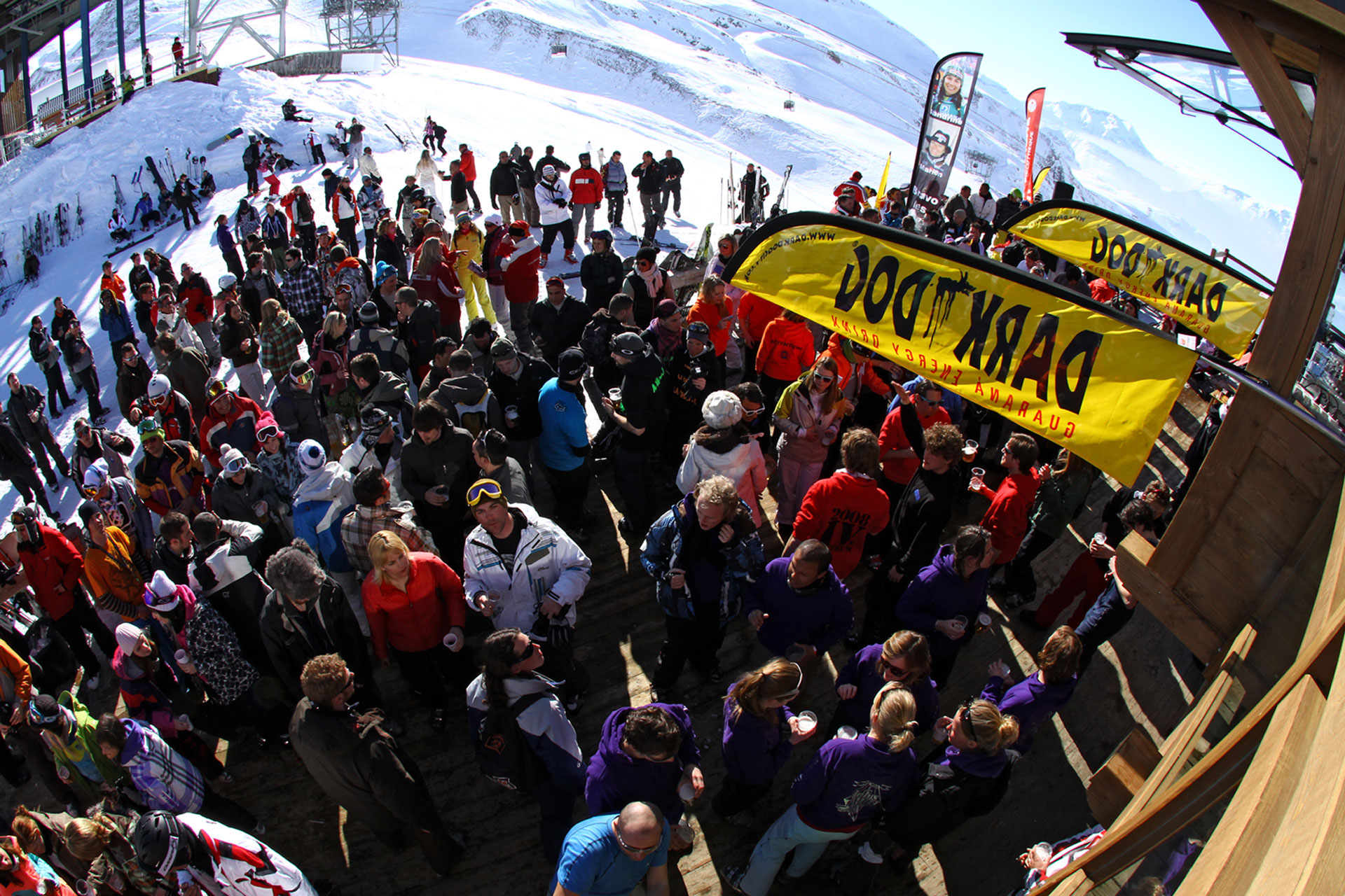 rivista-scimagazine-OT-LES-2-ALPES---AMBIANCE---PANO-BAR-BIS---B.LONGO